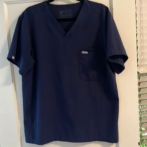 Like new Figs Scrubs Top Navy Leon size Medium